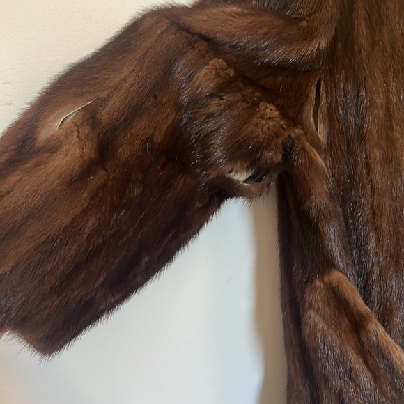 Mahogany Mink Fur Coat with Back Belt size M - Picture 5 of 6
